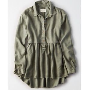 Never worn American Eagle peplum top